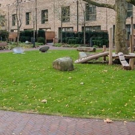 Superb 1 Bedroom Apartment 3Mins From Tube Station London Luaran gambar