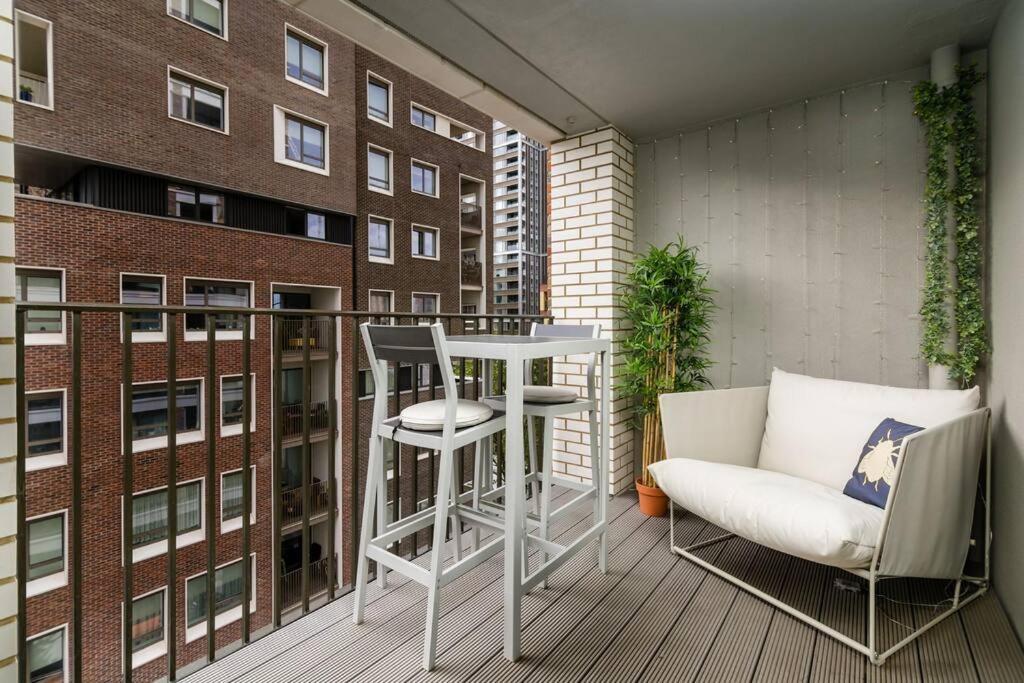 Superb 1 Bedroom Apartment 3Mins From Tube Station London Luaran gambar